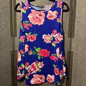 Heimish Size L - Fits size 12-14
Sleeveless Tunic Stretchy